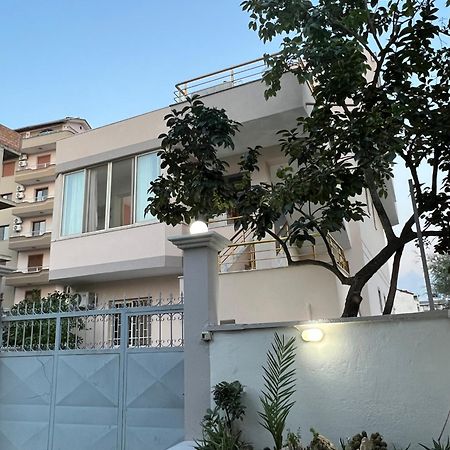 Guest House Sala Durrës Exterior foto